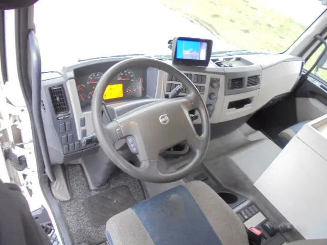 Camião isotérmico Volvo FE 250 CHEREAU NL TRUCK: foto 12