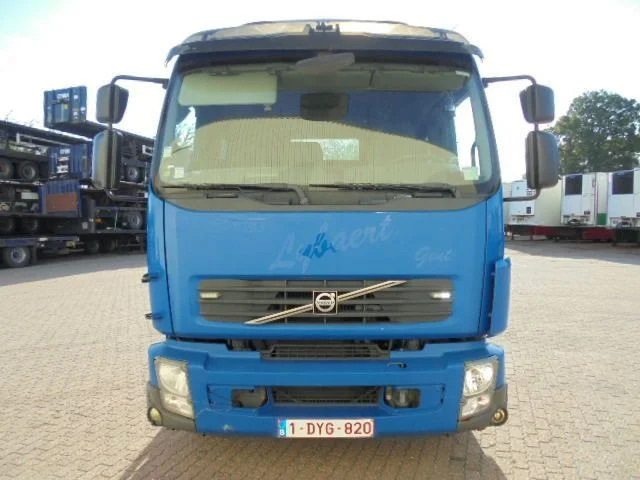 Caminhão reboque Volvo FE 280: foto 12