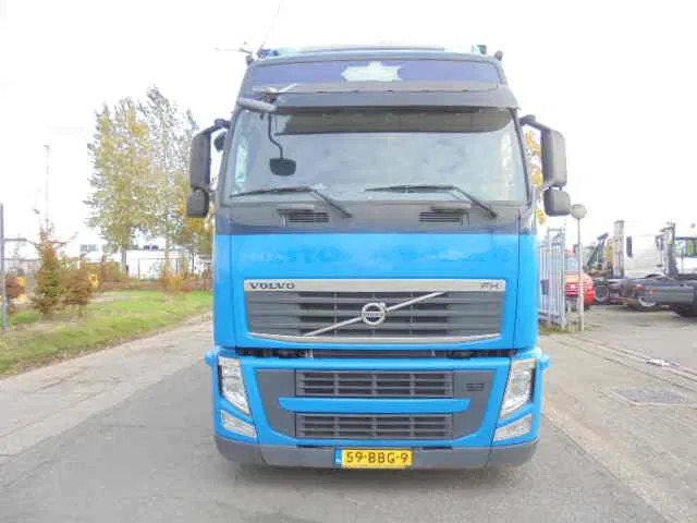 Volvo FH 420 6X2 NL TRUCK - Camião de lona: foto 2 Volvo FH 420 6X2 NL TRUCK - Camião de lona: foto 2