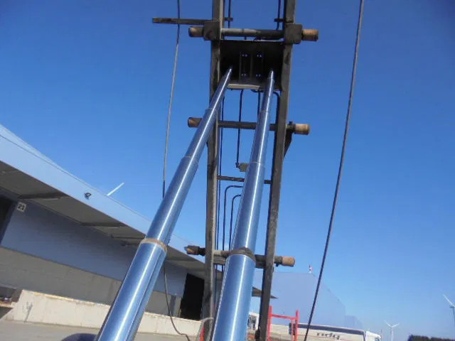 Camião com sistema de cabo Volvo FM 260 MANUAL GEAR NL TRUCK: foto 17