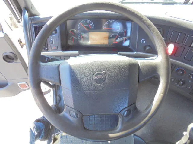 Camião com sistema de cabo Volvo FM 260 MANUAL GEAR NL TRUCK: foto 13