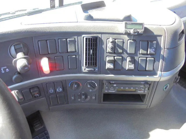 Camião com sistema de cabo Volvo FM 260 MANUAL GEAR NL TRUCK: foto 10