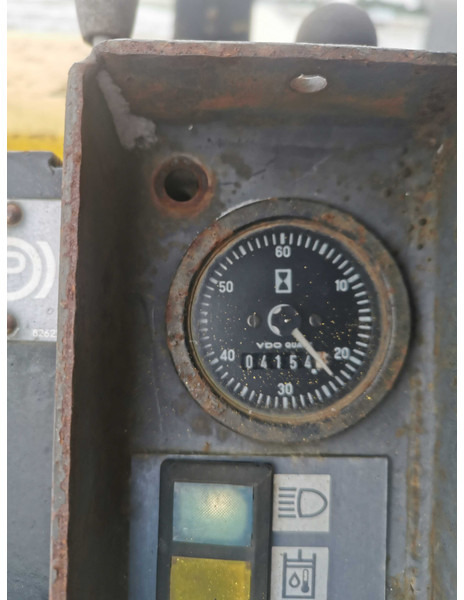 Acabadora ABG Titan 111 ABG - crawler asphalt paver: foto 10