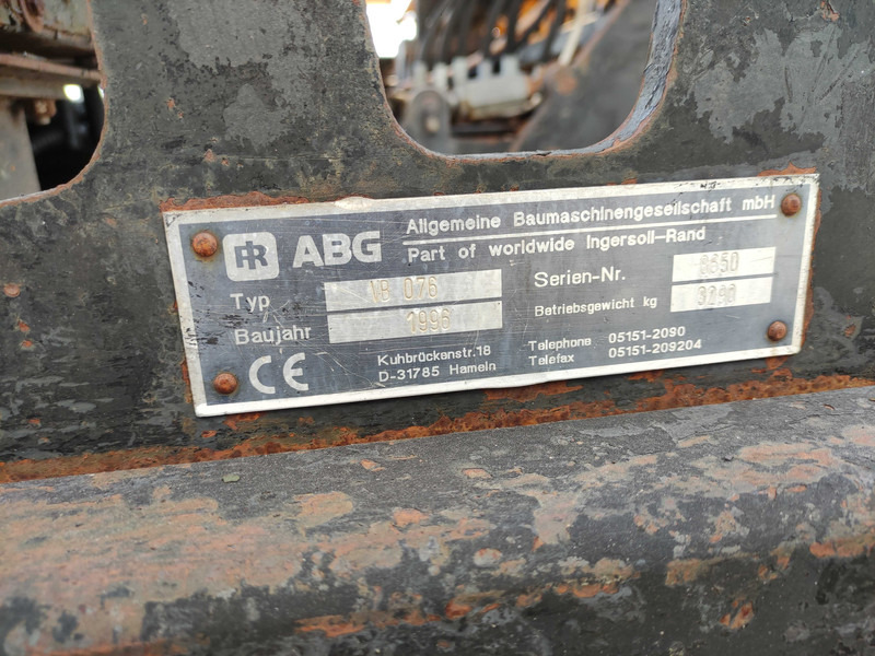 Acabadora ABG Titan 273 ABG - wheel asphalt paver: foto 6