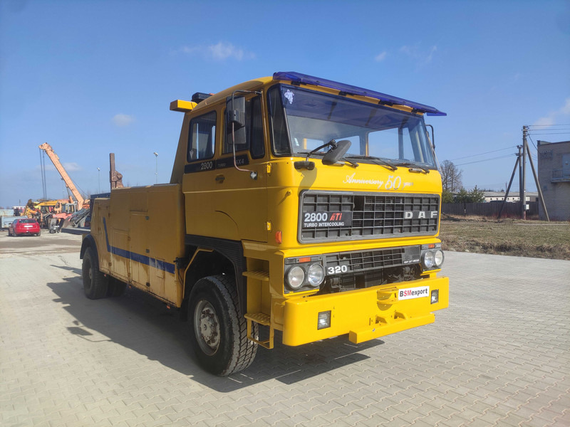 DAF 2800 Ati tow truck - Caminhão reboque: foto 2 DAF 2800 Ati tow truck - Caminhão reboque: foto 2