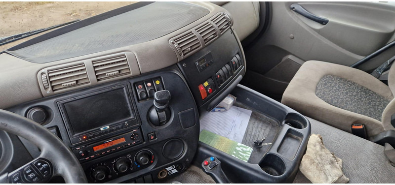 DAF CF 85.460 EURO5, 8x4 - Camião basculante: foto 5 DAF CF 85.460 EURO5, 8x4 - Camião basculante: foto 5