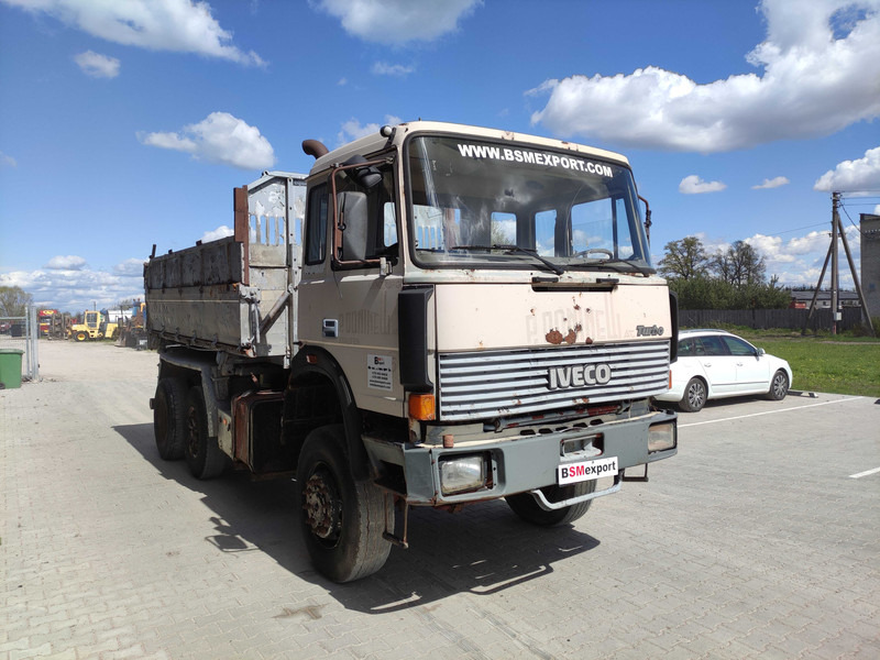 Iveco Magirus 250-34 dump truck - Camião basculante: foto 2 Iveco Magirus 250-34 dump truck - Camião basculante: foto 2