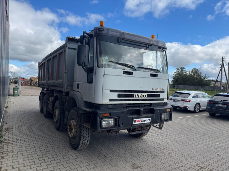 Iveco Trakker 410E42, manual pump - Camião basculante: foto 3 Iveco Trakker 410E42, manual pump - Camião basculante: foto 3