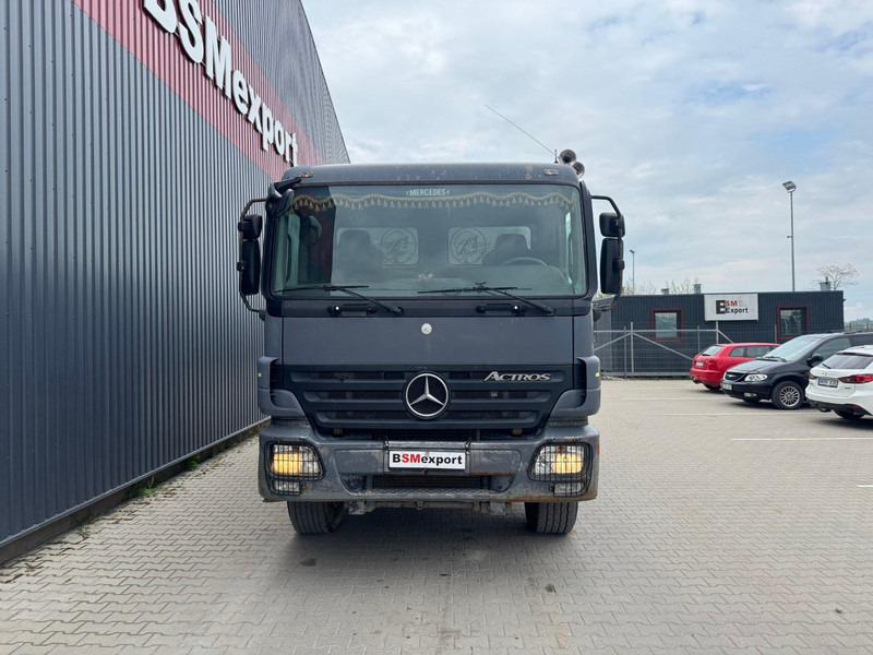 Mercedes-Benz Actros 3341 - Camião basculante: foto 2 Mercedes-Benz Actros 3341 - Camião basculante: foto 2
