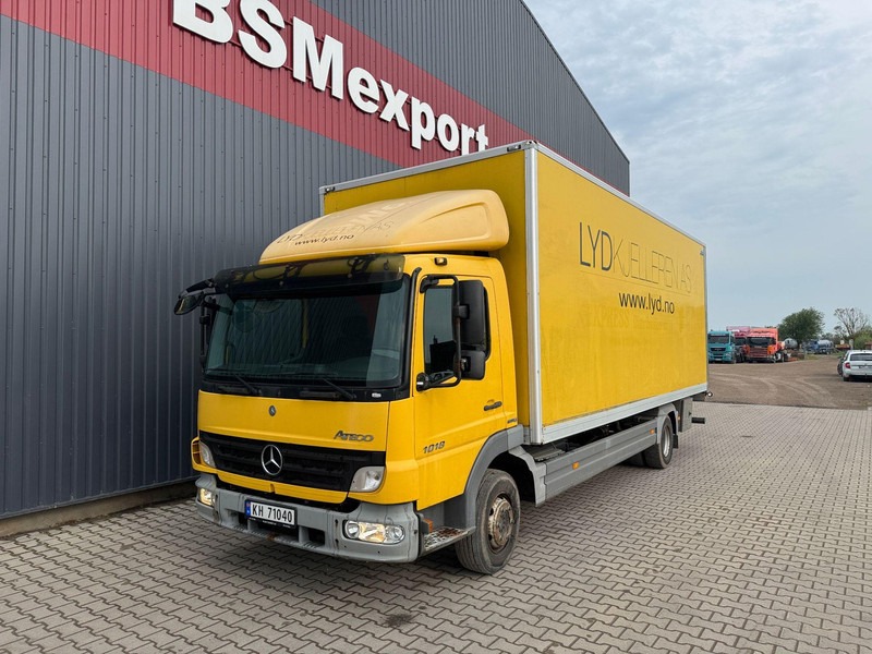 Mercedes-Benz Atego 1018 - Camião furgão: foto 1 Mercedes-Benz Atego 1018 - Camião furgão: foto 1