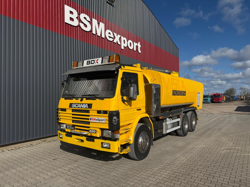 Scania 113.320 vacuum truck - Caminhão limpa fossa: foto 1 Scania 113.320 vacuum truck - Caminhão limpa fossa: foto 1