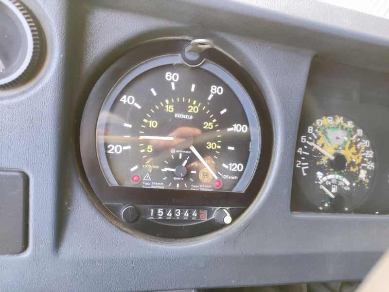 Tractor Renault R340 truck tractor: foto 10