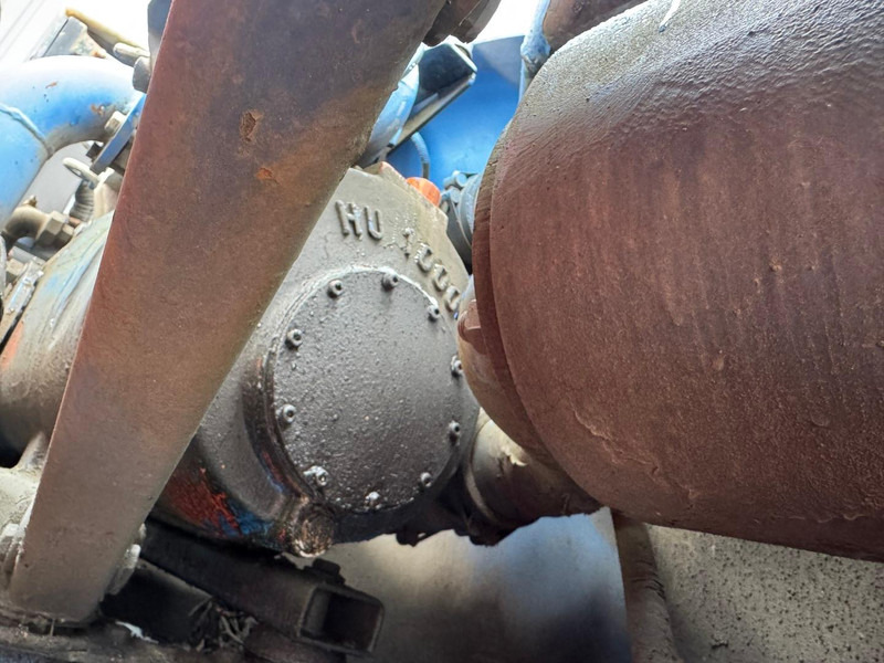 Caminhão limpa fossa Volvo FL 10, 13200 liter: foto 19