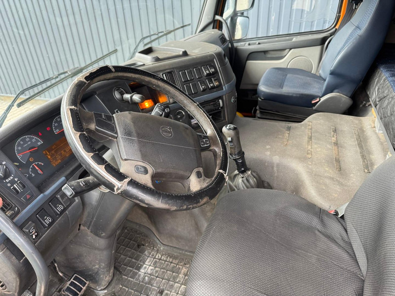 Volvo FM 440, 6x4, spring/spring, manual gearbox - Camião transportador de contêineres/ Caixa móvel: foto 5 Volvo FM 440, 6x4, spring/spring, manual gearbox - Camião transportador de contêineres/ Caixa móvel: foto 5