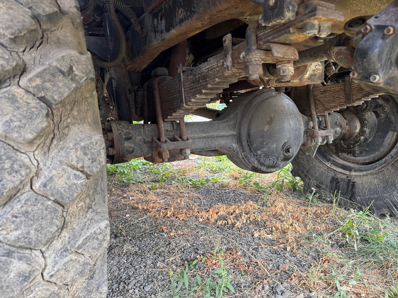 ZIL 131, 6X6 - Camião chassi: foto 3 ZIL 131, 6X6 - Camião chassi: foto 3