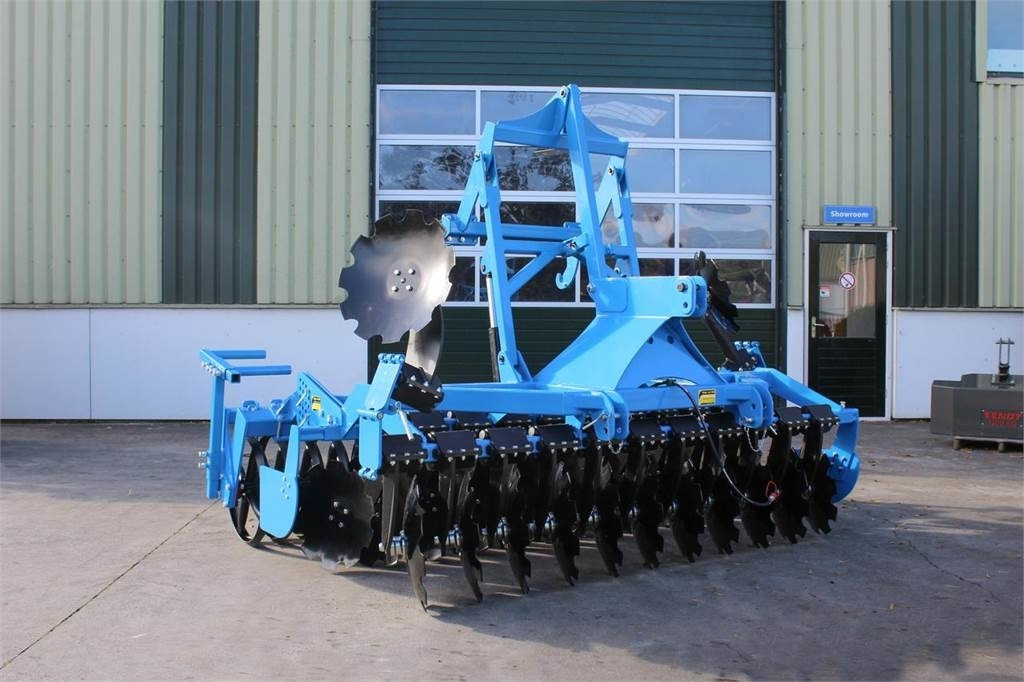 Agri-Koop AT30 Schijveneg met zaaibok - Grades de discos: foto 1 Agri-Koop AT30 Schijveneg met zaaibok - Grades de discos: foto 1