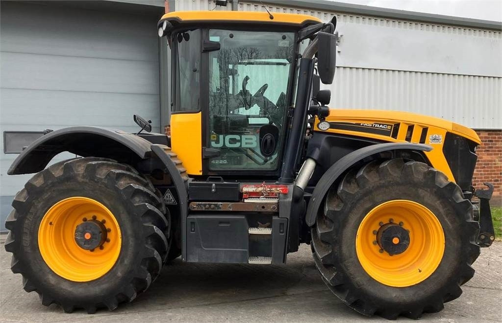 JCB 4220 Fastrac - Trator: foto 5 JCB 4220 Fastrac - Trator: foto 5