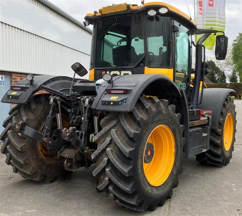 JCB 4220 Fastrac - Trator: foto 3 JCB 4220 Fastrac - Trator: foto 3