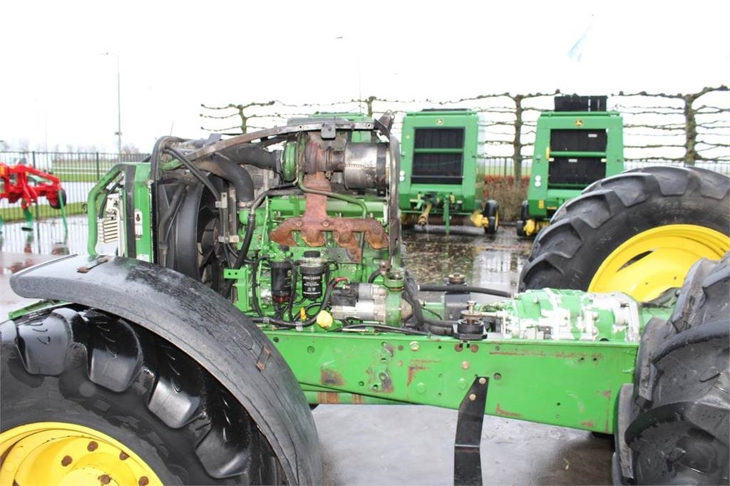 John Deere 6000- 30 4 cyl. - Trator: foto 5 John Deere 6000- 30 4 cyl. - Trator: foto 5
