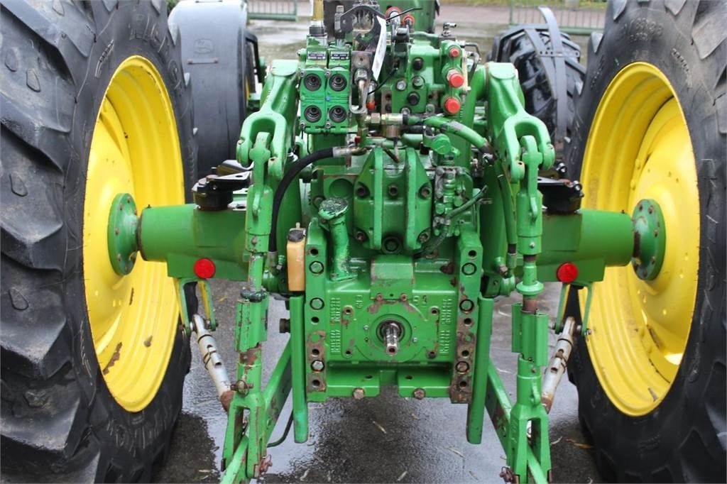 John Deere 6000- 30 4 cyl. - Trator: foto 3 John Deere 6000- 30 4 cyl. - Trator: foto 3