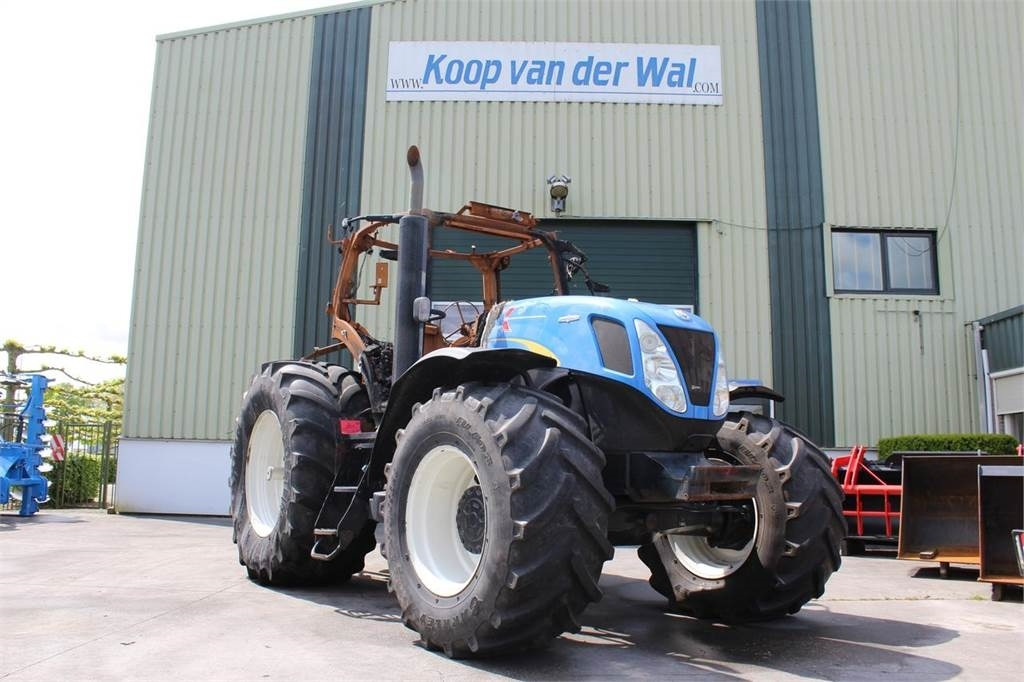 New Holland T7030 - Trator: foto 1 New Holland T7030 - Trator: foto 1