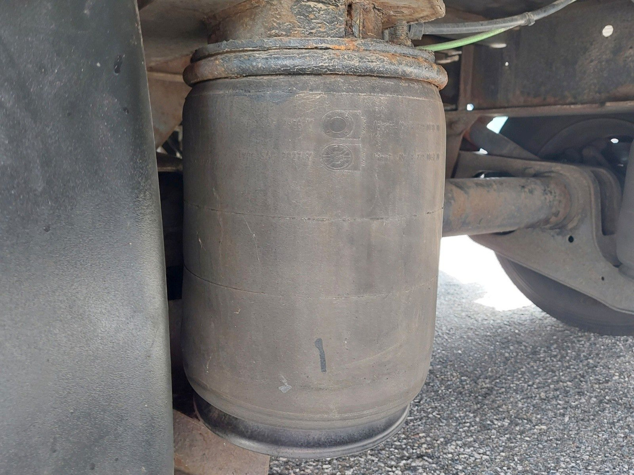 Semi-reboque plataforma/ Caixa aberta Kögel S24 Mega: foto 11