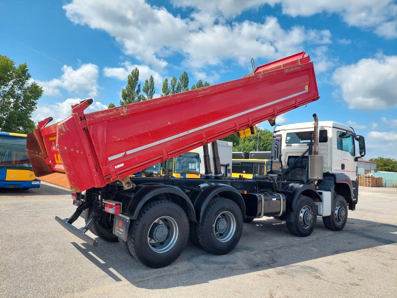 MAN TGS 35.460 BB Meiller Bordmatik 8x6 - Camião basculante: foto 4 MAN TGS 35.460 BB Meiller Bordmatik 8x6 - Camião basculante: foto 4
