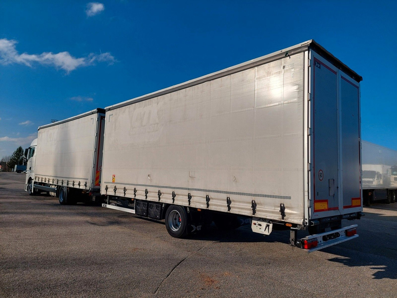 MAN TGX 18.470 LL + Gniotpol G-4080 120 m3 Durchbar - Camião de lona: foto 3 MAN TGX 18.470 LL + Gniotpol G-4080 120 m3 Durchbar - Camião de lona: foto 3