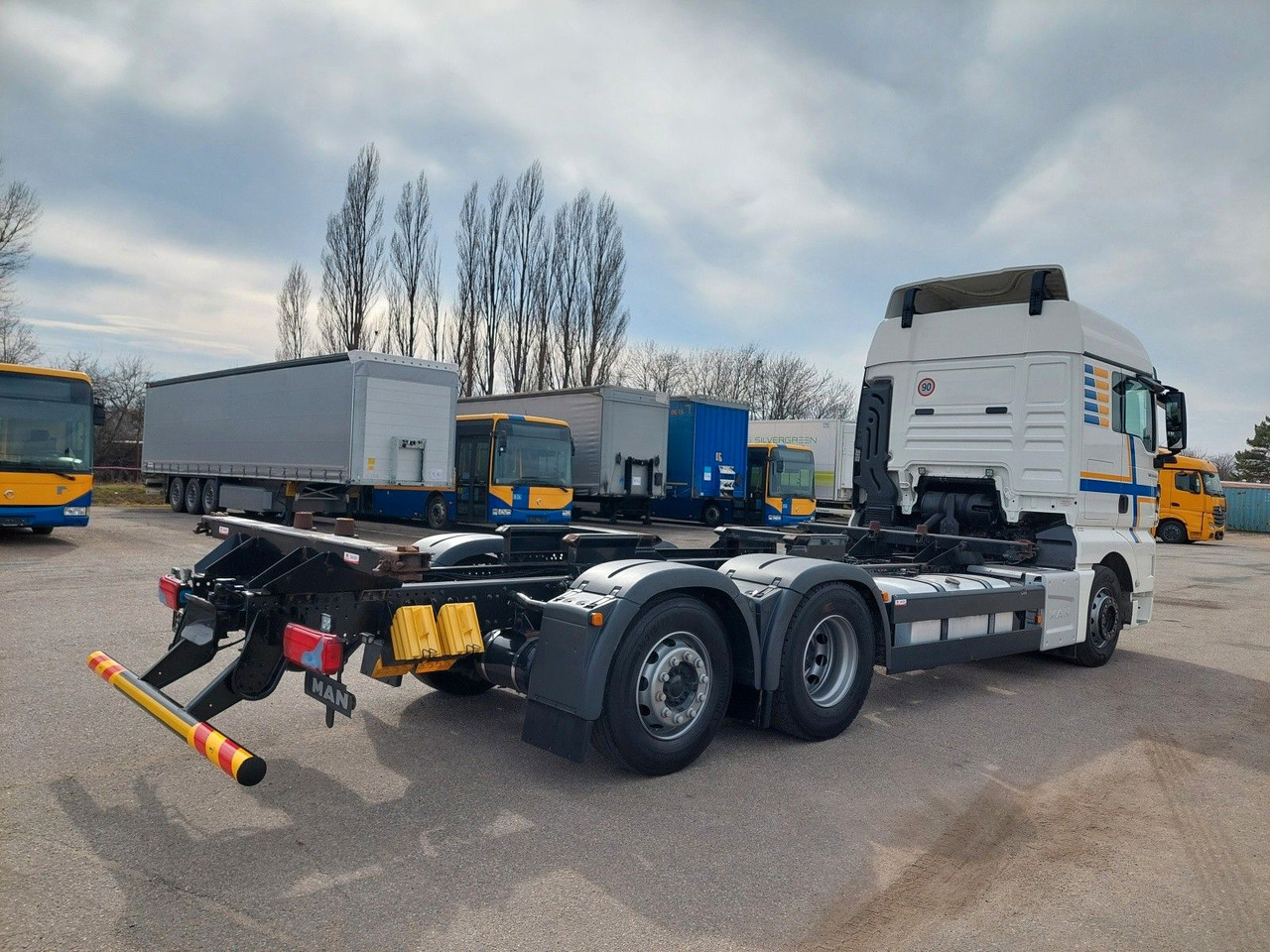 MAN TGX 26.460 LL 6x2/2 - Camião transportador de contêineres/ Caixa móvel: foto 4 MAN TGX 26.460 LL 6x2/2 - Camião transportador de contêineres/ Caixa móvel: foto 4