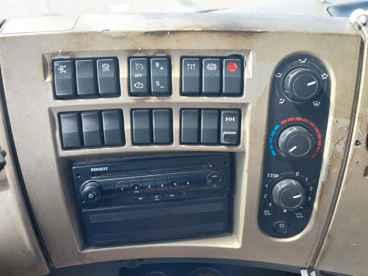 Leasing de  Renault Premium DXI R450.26 HR Palfinger PK 15.500 Renault Premium DXI R450.26 HR Palfinger PK 15.500: foto 18