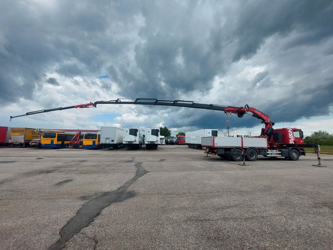 Scania G 410LB 6x4 HNA + Kran Fassi F545RA.2.27 FLY-JIB - Camião de caixa aberta/ Plataforma, Camião grua: foto 4 Scania G 410LB 6x4 HNA + Kran Fassi F545RA.2.27 FLY-JIB - Camião de caixa aberta/ Plataforma, Camião grua: foto 4