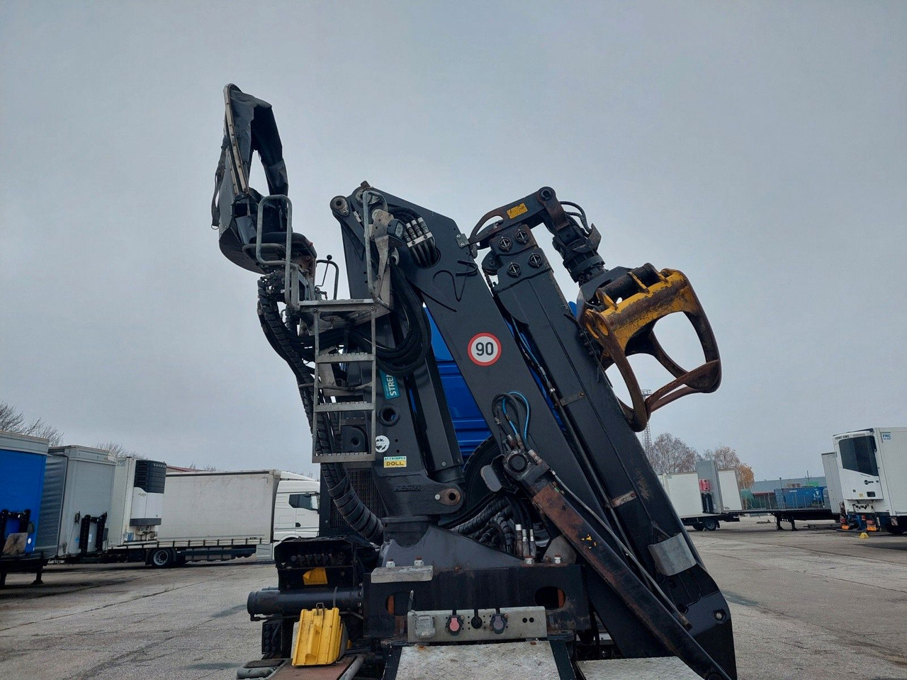 MAN TG3 33.510 6X6 BL KRAN LANGHOLZ Kesla 2117ZT94 - Tractor: foto 5 MAN TG3 33.510 6X6 BL KRAN LANGHOLZ Kesla 2117ZT94 - Tractor: foto 5