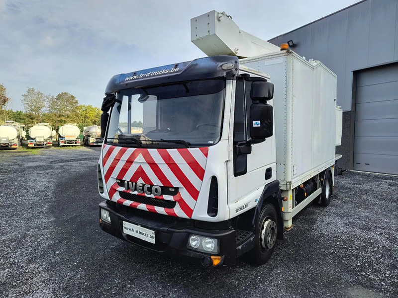 Iveco EuroCargo 120 E18 + COMET 151TAL (15 m) - Camião: foto 1 Iveco EuroCargo 120 E18 + COMET 151TAL (15 m) - Camião: foto 1