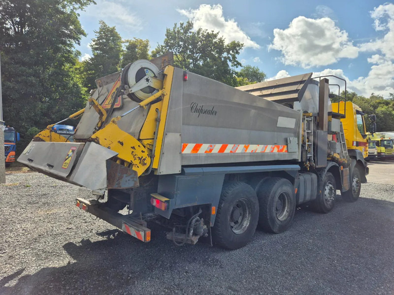 Renault Kerax 450 8X4 - PATA - SECMAIR CHIPSEALER - 6000L - Camião: foto 5 Renault Kerax 450 8X4 - PATA - SECMAIR CHIPSEALER - 6000L - Camião: foto 5