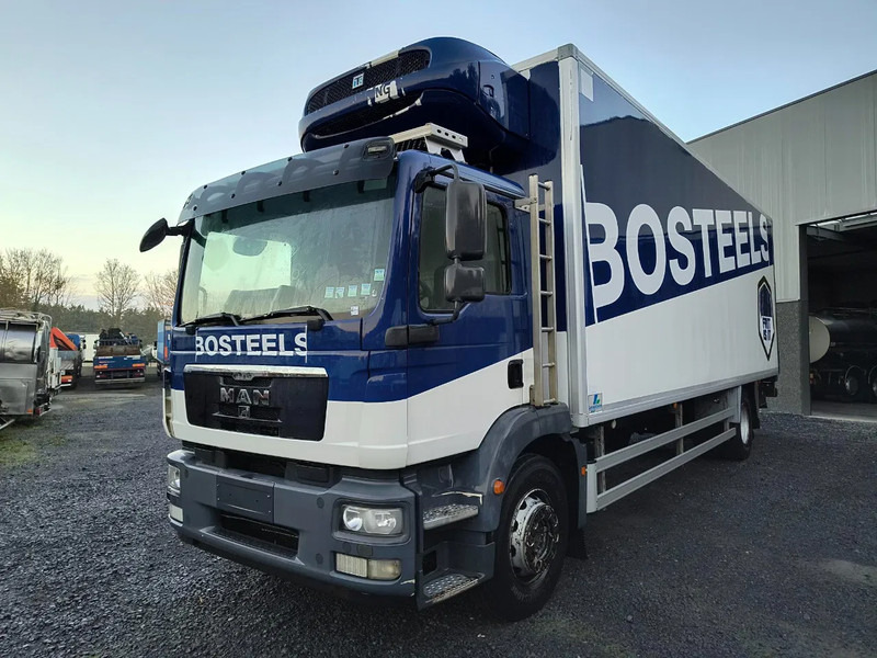 MAN TGM 18.250 2 COMP THERMOKING - 2000KG DHOLLANDIA - Camião frigorífico: foto 1 MAN TGM 18.250 2 COMP THERMOKING - 2000KG DHOLLANDIA - Camião frigorífico: foto 1