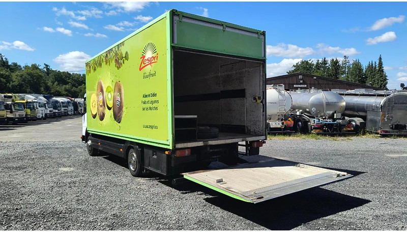 Mercedes-Benz Atego 815 + TAIL LIFT 1000 KG - Camião furgão: foto 5 Mercedes-Benz Atego 815 + TAIL LIFT 1000 KG - Camião furgão: foto 5