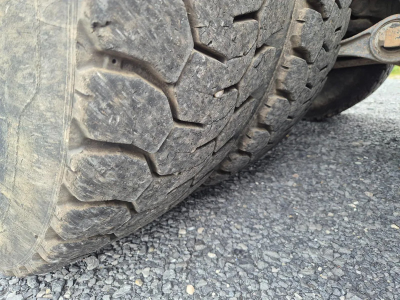 Camião basculante Renault Kerax 380 DXI - EURO 5 - TIPPER - BIG AXLES: foto 18