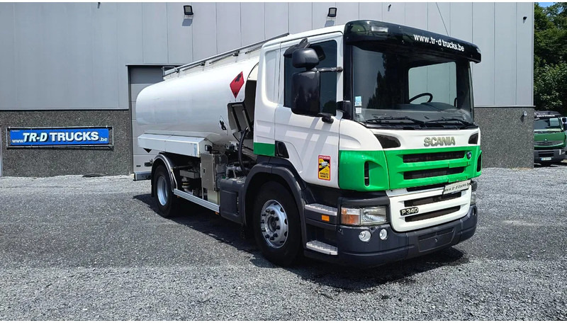 Scania P340 MAGYAR TANK - 14000L -RETARDER-SPRINGSUSPENSION - Caminhão tanque: foto 3 Scania P340 MAGYAR TANK - 14000L -RETARDER-SPRINGSUSPENSION - Caminhão tanque: foto 3