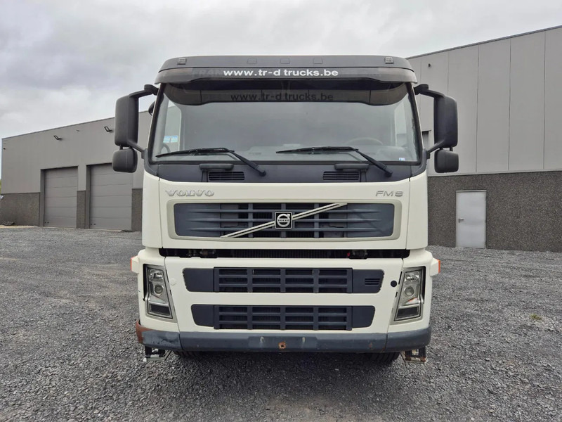 Volvo FM 9.300 TIPPER - HMF 1060K3 CRANE - Camião basculante, Camião grua: foto 2 Volvo FM 9.300 TIPPER - HMF 1060K3 CRANE - Camião basculante, Camião grua: foto 2