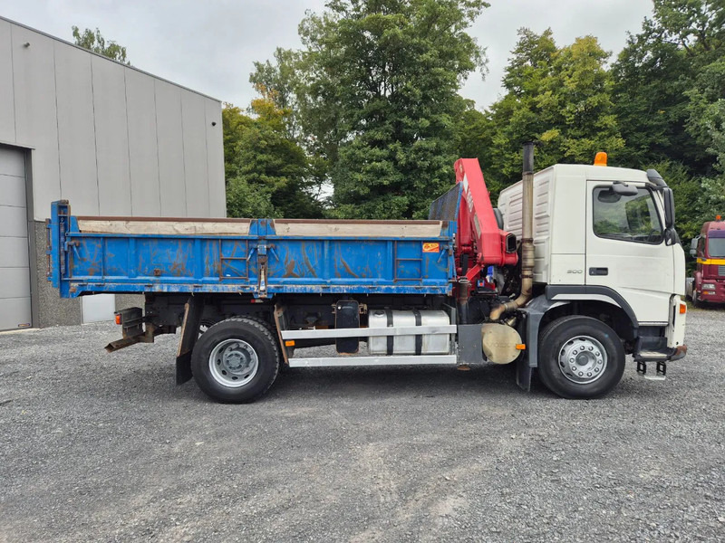 Volvo FM 9.300 TIPPER - HMF 1060K3 CRANE - Camião basculante, Camião grua: foto 4 Volvo FM 9.300 TIPPER - HMF 1060K3 CRANE - Camião basculante, Camião grua: foto 4