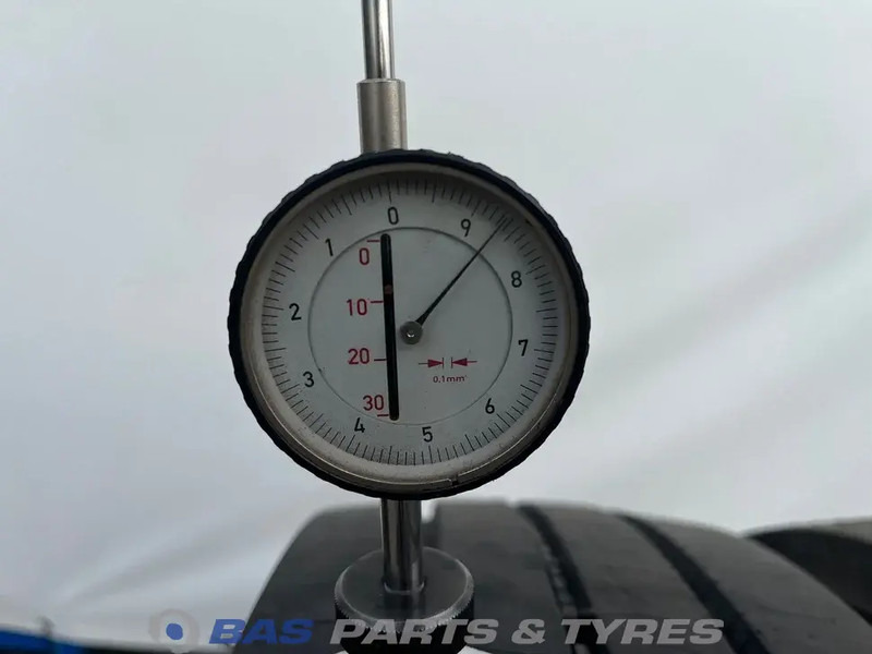 Bridgestone Bridgestone 205/75R17.5 Duravis R-Steer002 124/122 M M+S 3PMSF gebruikte set - Pneu por Camião: foto 3 Bridgestone Bridgestone 205/75R17.5 Duravis R-Steer002 124/122 M M+S 3PMSF gebruikte set - Pneu por Camião: foto 3