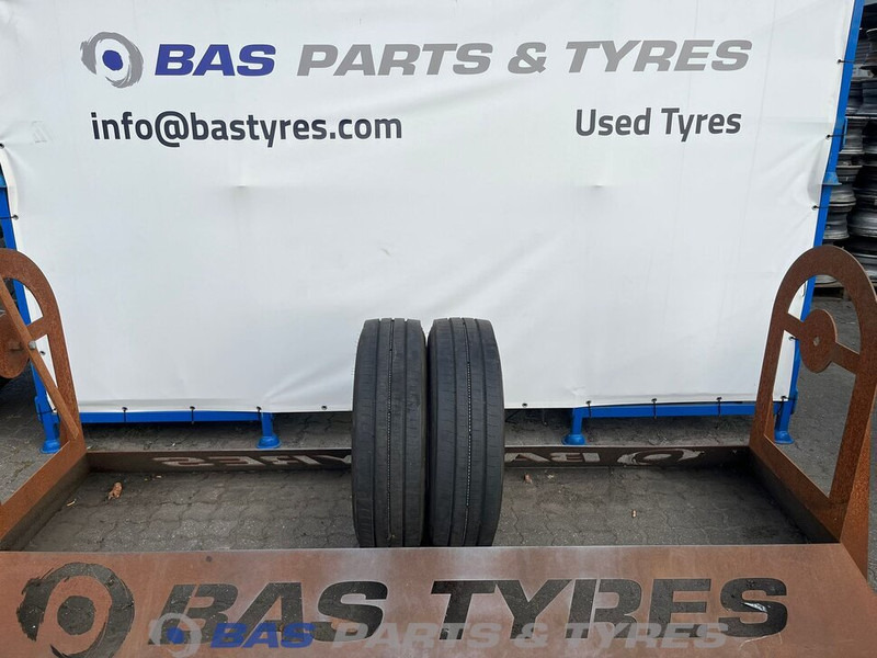 Bridgestone Bridgestone 205/75R17.5 Duravis R-Steer002 124/122 M M+S 3PMSF gebruikte set - Pneu por Camião: foto 1 Bridgestone Bridgestone 205/75R17.5 Duravis R-Steer002 124/122 M M+S 3PMSF gebruikte set - Pneu por Camião: foto 1