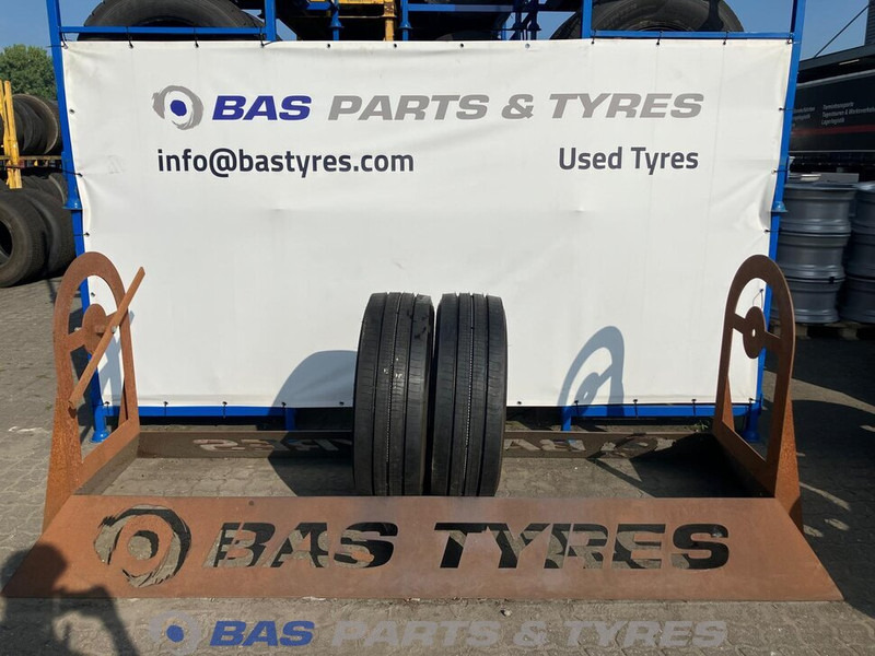 Bridgestone Bridgestone 265/70R17.5 Duravis R-Steer002 138/136 M M+S 3PMSF gebruikte set - Pneu por Camião: foto 1 Bridgestone Bridgestone 265/70R17.5 Duravis R-Steer002 138/136 M M+S 3PMSF gebruikte set - Pneu por Camião: foto 1