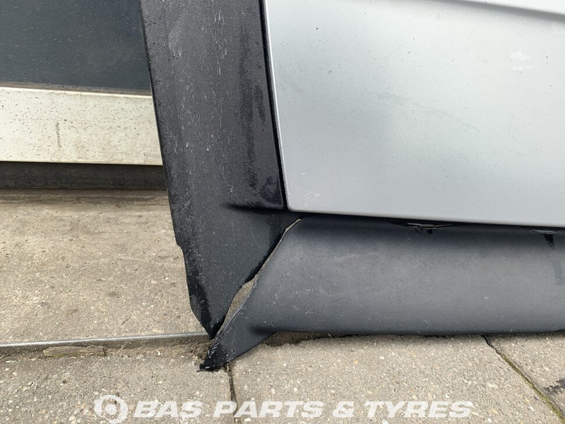 DAF CF Euro 6 - Grade radiador por Camião: foto 3 DAF CF Euro 6 - Grade radiador por Camião: foto 3
