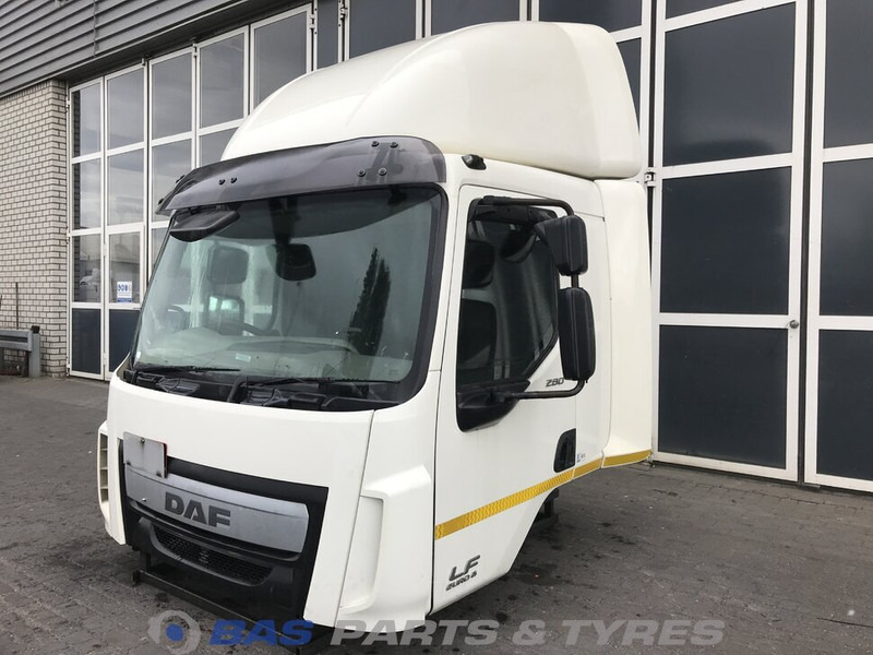 DAF LF Euro 6 - Cabine e interior por Camião: foto 1 DAF LF Euro 6 - Cabine e interior por Camião: foto 1
