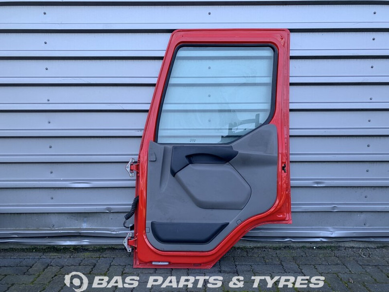 DAF LF45 Euro 4-5 Portier Rechts DAF 1400741 - Porta e peças por Camião: foto 2 DAF LF45 Euro 4-5 Portier Rechts DAF 1400741 - Porta e peças por Camião: foto 2