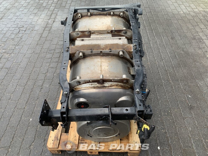 DAF Uitlaatdemper DAF 1900825 - Silenciador por Camião: foto 2 DAF Uitlaatdemper DAF 1900825 - Silenciador por Camião: foto 2