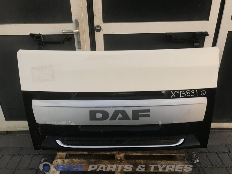 DAF XF106 Grille DAF 1892076 - Grade radiador por Camião: foto 1 DAF XF106 Grille DAF 1892076 - Grade radiador por Camião: foto 1