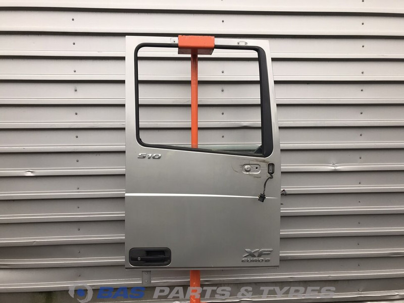 DAF XF106 Portier Rechts DAF 1881863 - Porta e peças por Camião: foto 1 DAF XF106 Portier Rechts DAF 1881863 - Porta e peças por Camião: foto 1