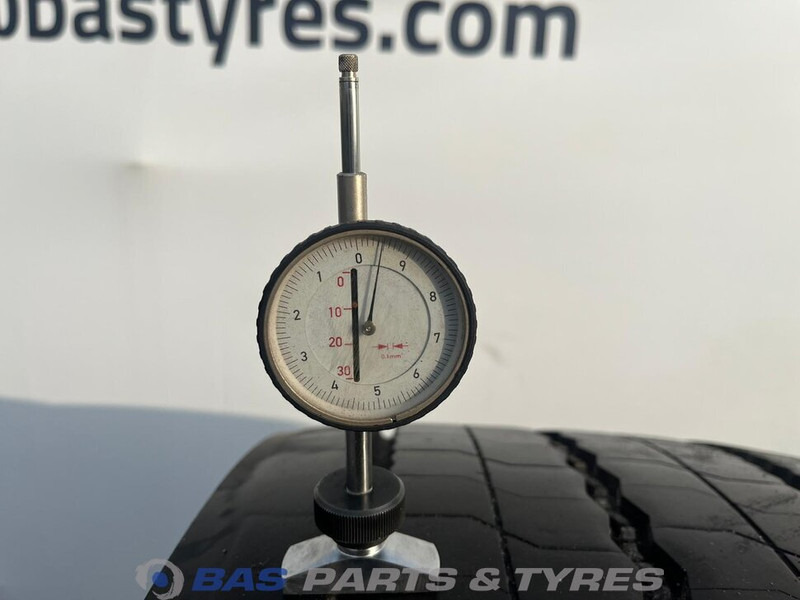 Firestone Firestone 385/65R22.5 FS422+ 160 K M+S 3PMSF gebruikte set - Pneu por Camião: foto 3 Firestone Firestone 385/65R22.5 FS422+ 160 K M+S 3PMSF gebruikte set - Pneu por Camião: foto 3